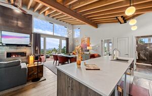 Luxury Zen Treehouse with Stunning Views + Glamping Tent (seasonal) - Bailey, Colorado