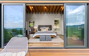 Featuring king size mattress, fireplace & en suite bathroom