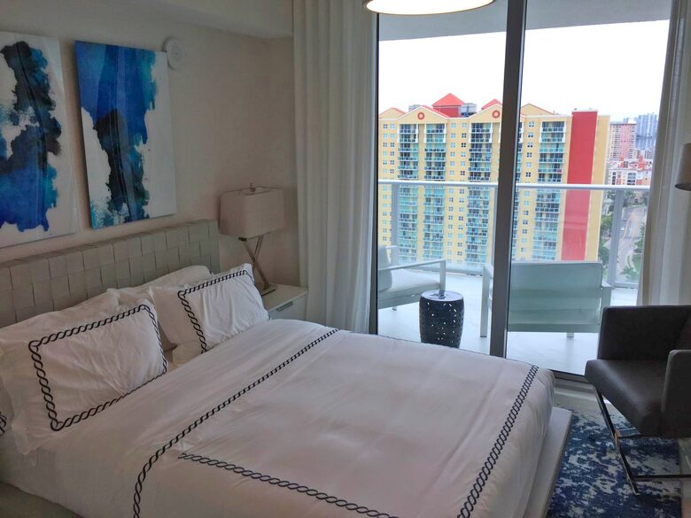 Sunny Isles Miami Beach - Miami, Florida