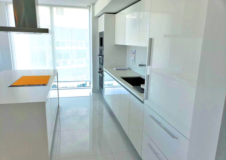 Sunny Isles Miami Beach - Miami, Florida