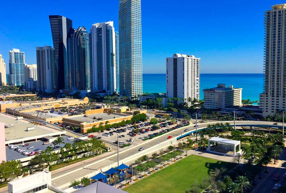 Sunny Isles Miami Beach - Miami, Florida