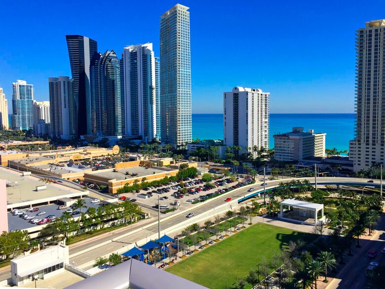 Sunny Isles Miami Beach - Miami, Florida