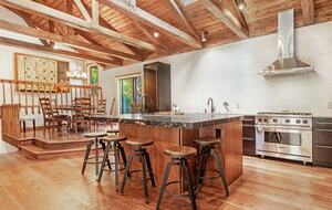 Mountain Modern Home with Private Hot Tub - Between Vail and Beaver Creek! - Avon, Colorado