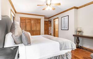 Mountain Modern Home with Private Hot Tub - Between Vail and Beaver Creek! - Avon, Colorado