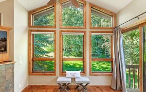 Mountain Modern Home with Private Hot Tub - Between Vail and Beaver Creek! - Avon, Colorado