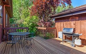 Mountain Modern Home with Private Hot Tub - Between Vail and Beaver Creek! - Avon, Colorado