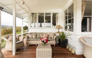 Hololio House - Historic Homestead at Clevedon Polo Club - Auckland, New Zealand