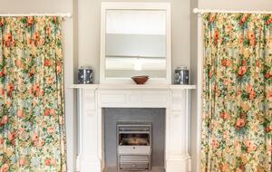 Hololio House - Historic Homestead at Clevedon Polo Club - Auckland, New Zealand