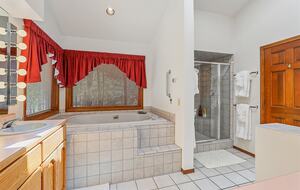 Luna's Lighthouse - Flagstaff, Arizona