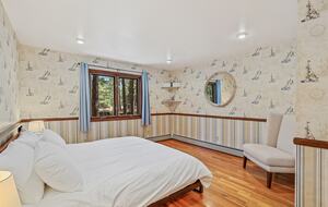 Luna's Lighthouse - Flagstaff, Arizona