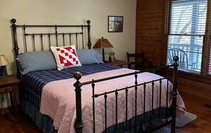 Custom Built Log Cabin on Pristine Lake Santeetlah - Robbinsville, North Carolina