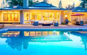Sonoma Wine Country Estate - as seen on Emmy Award winning show Staycation! - Sebastopol, California