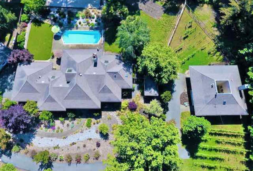 Sonoma Wine Country Estate - as seen on Emmy Award winning show Staycation! - Sebastopol, California