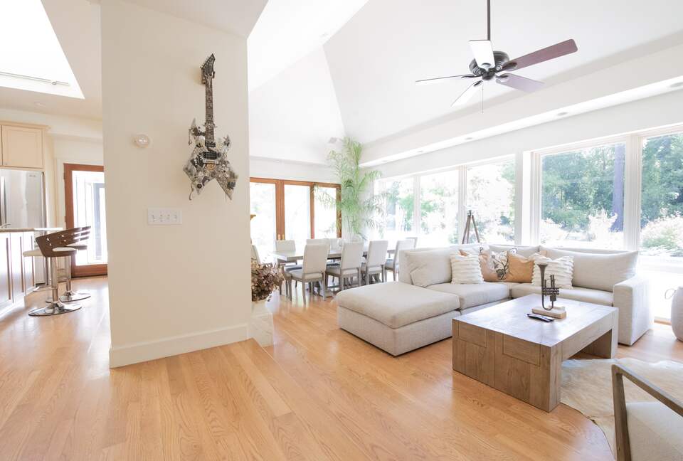 Sonoma Wine Country Estate - as seen on Emmy Award winning show Staycation! - Sebastopol, California