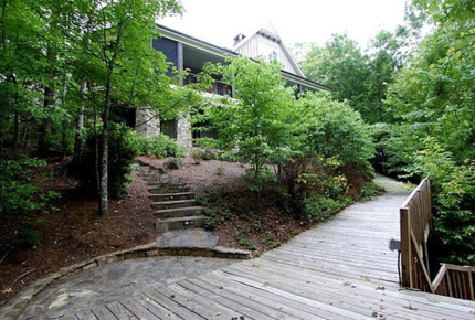 Lake Keowee Waterfront