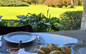 Santa Sylvina Estancia | Unforgettable Argentinian Estate | 250+ Acres | Beach and Golf Club Access! - Chapadmadal, Mar de Plata, Argentina