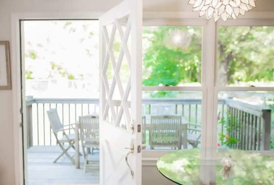 Sonoma Wine Country Estate - as seen on Emmy Award winning show Staycation! - Sebastopol, California