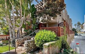 Pacific Beach Condo - 3 Bed & 3 Bath - San Diego, California