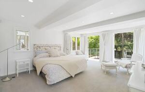 The Villa on Anglesea - Auckland, New Zealand