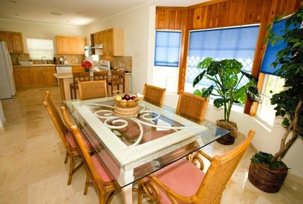 Bahamas Villa - George Town, Bahamas