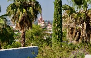 Modern Home with Terrace Kitchen - San Miguel de Allende, Mexico