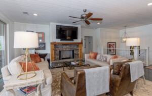 Lake Martin Retreat - Eclectic, Alabama