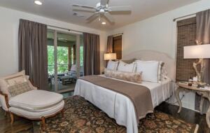 Lake Martin Retreat - Eclectic, Alabama