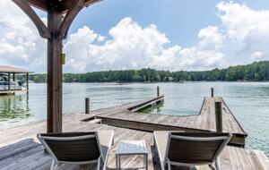 Lake Martin Retreat - Eclectic, Alabama