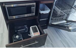 stove dishwasher microwave fridge toaster blender coffee maker