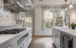 Clarksville Modern Luxury Vacation Home - Austin, Texas