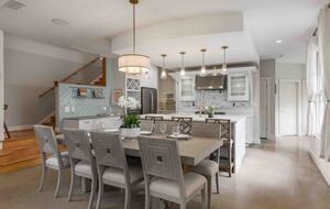 Clarksville Modern Luxury Vacation Home - Austin, Texas