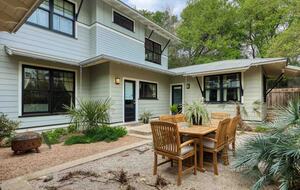 Clarksville Modern Luxury Vacation Home - Austin, Texas
