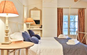 The Hideaways Club - Villa Marianne - Mollégès, France