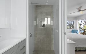 Mollymook Beach Retreat - Mollymook Beach, Australia