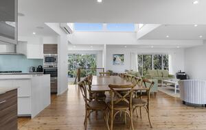 Mollymook Beach Retreat - Mollymook Beach, Australia