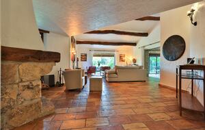 The Hideaways Club - La Retraite - Le Rouret, France