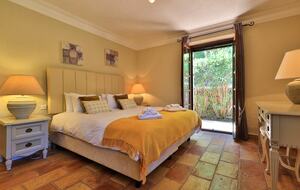 The Hideaways Club - La Retraite - Le Rouret, France