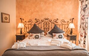 The Hideaways Club - Il Bosco - Florence, Italy