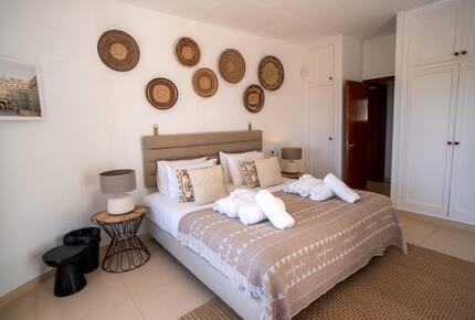 The Hideaways Club - Villa La Solana - Es Cubells, Spain