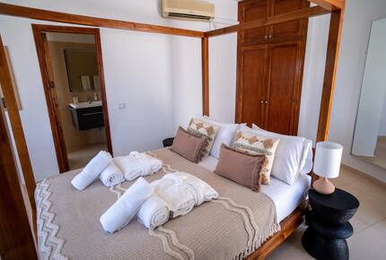 The Hideaways Club - Villa La Solana - Es Cubells, Spain