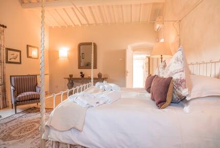 The Hideaways Club - Il Bosco - Florence, Italy