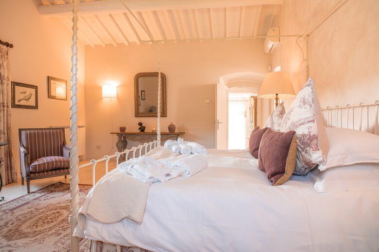 The Hideaways Club - Il Bosco - Florence, Italy