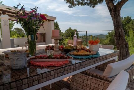 The Hideaways Club - Villa La Solana - Es Cubells, Spain