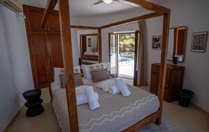 The Hideaways Club - Villa La Solana - Es Cubells, Spain