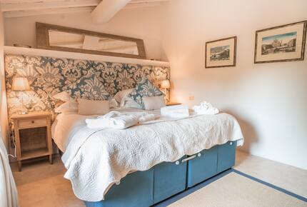 The Hideaways Club - Il Bosco - Florence, Italy