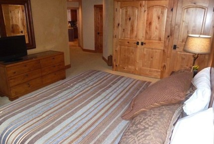 Cimarron Town Home: True Ski-In/Ski-Out - Telluride, Colorado