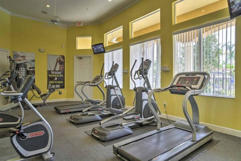 Terra Verde Family Retreat Near Disney - Kissimmee, Florida