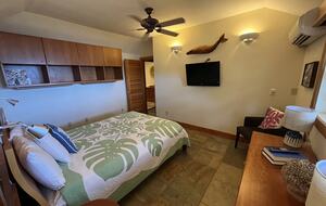 White Sand Beach Front Retreat - Haleiwa, Hawaii