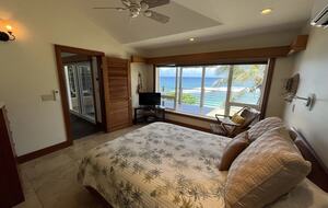 White Sand Beach Front Retreat - Haleiwa, Hawaii