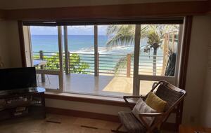 White Sand Beach Front Retreat - Haleiwa, Hawaii